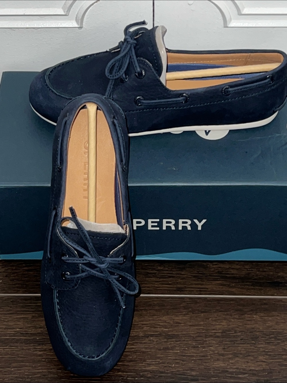 Sperry Women's Slim Lace-Up Boat Shoes, Navy, Size: 7 - Picture 7 of 9
